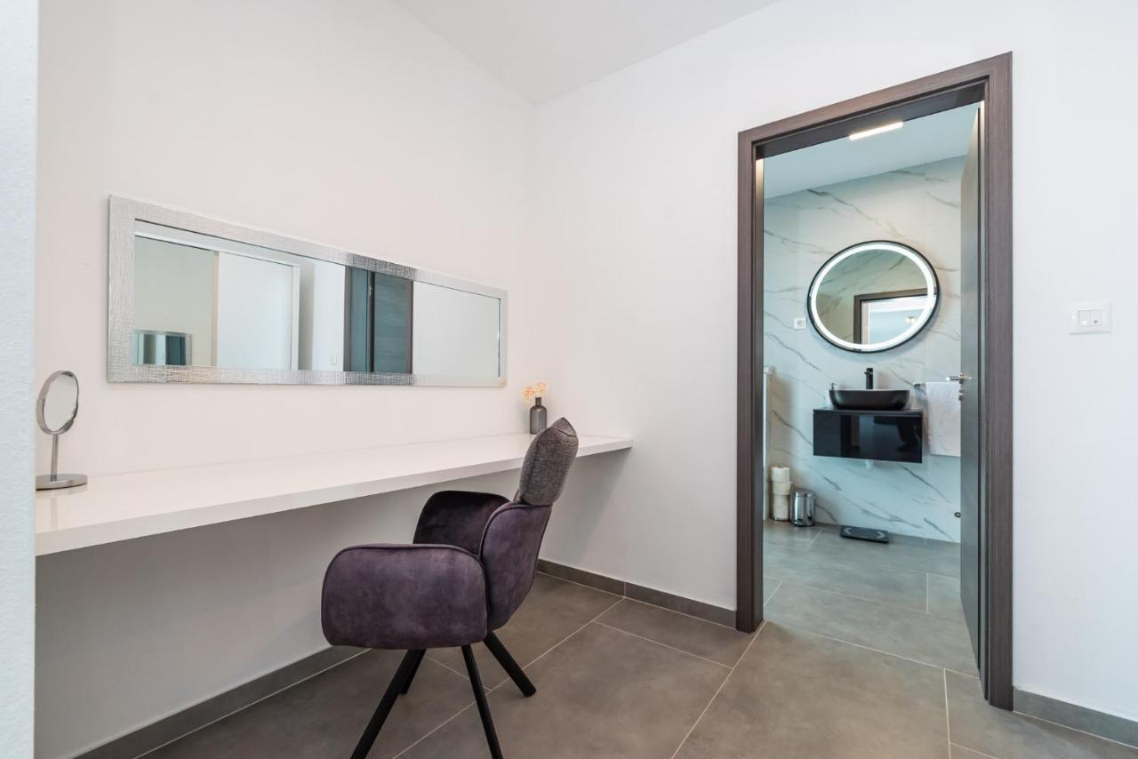 Luxury Villa Noemi Razanac Ngoại thất bức ảnh