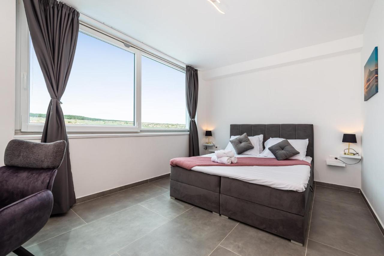 Luxury Villa Noemi Razanac Ngoại thất bức ảnh